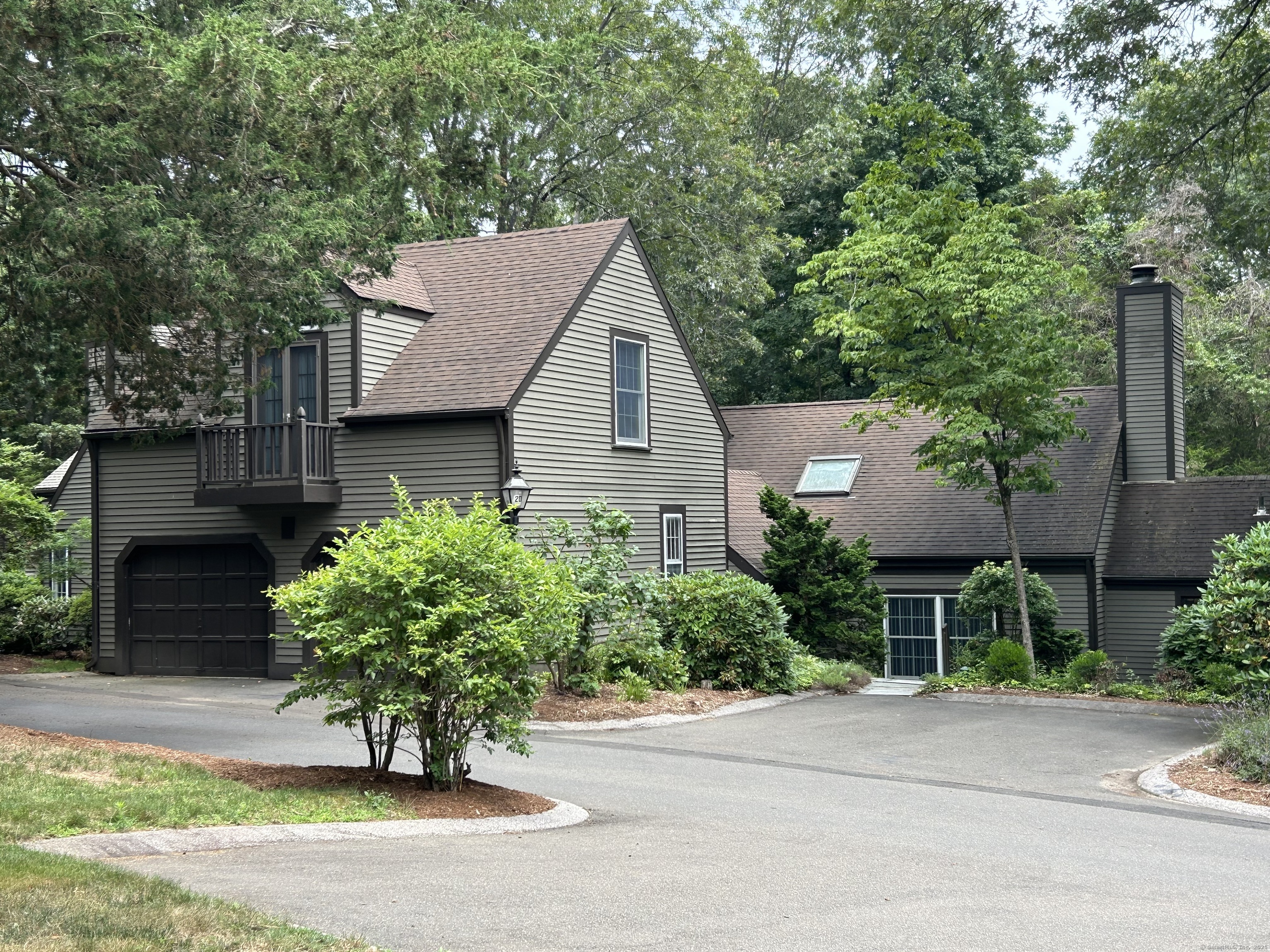 Long Hill Farm Road 20
