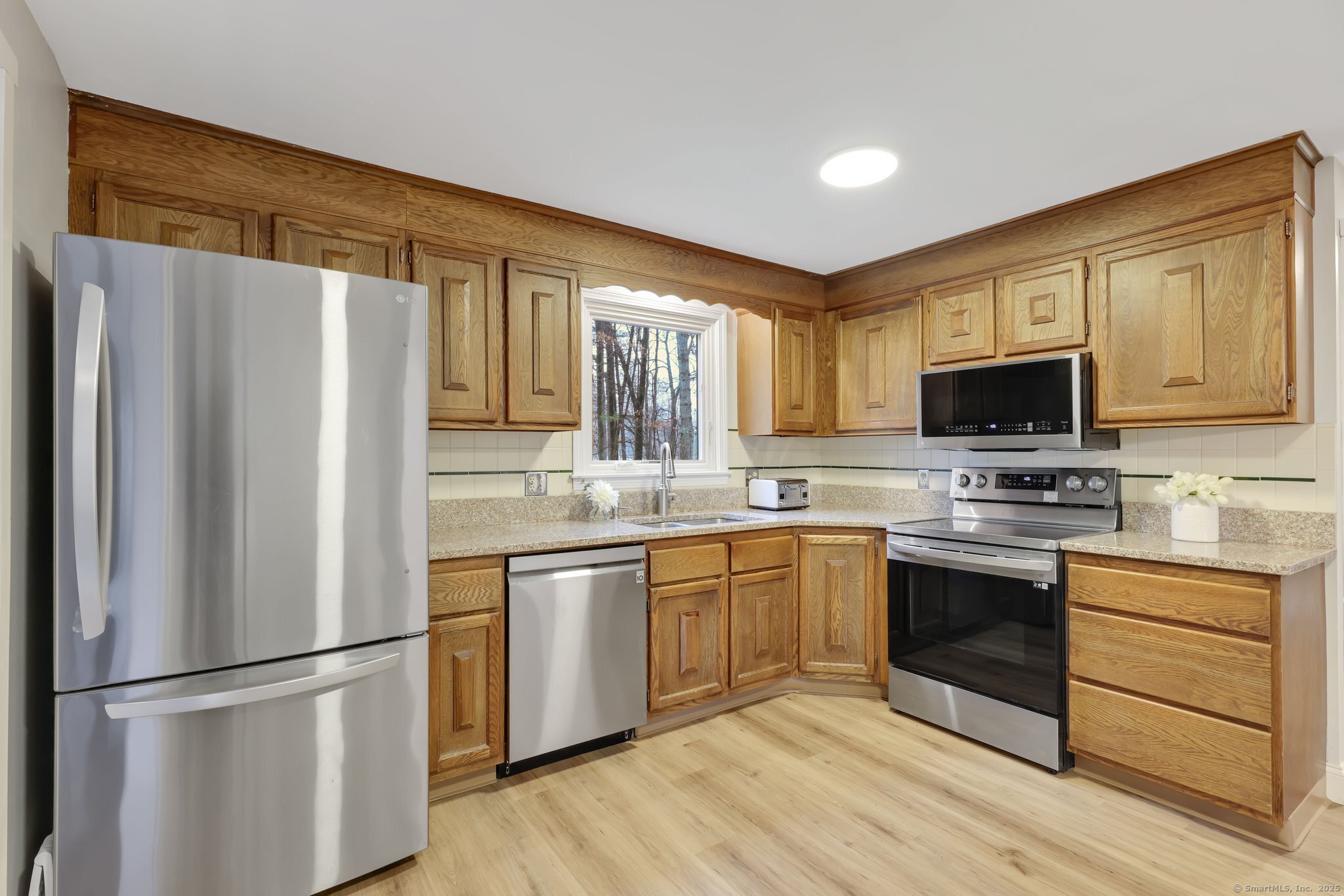 12 Pond View Lane, Suffield, Connecticut image 11
