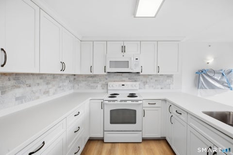 Tiny photo for 3250 Fairfield Avenue #224, Bridgeport, CT 06605 (MLS # 24209246)