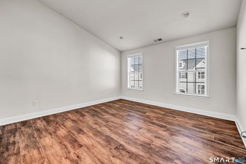 Tiny photo for 10 Putnam Lane #10, Danbury, CT 06810 (MLS # 24144602)