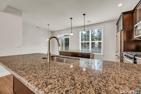 Tiny photo for 10 Putnam Lane #10, Danbury, CT 06810 (MLS # 24144602)