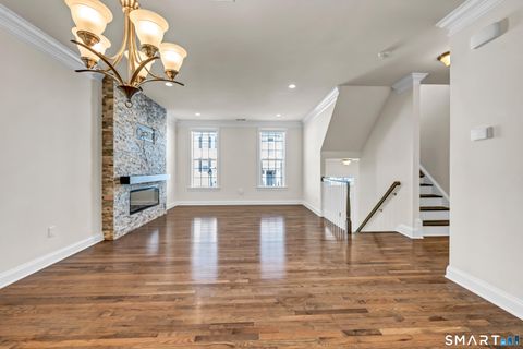 Tiny photo for 10 Putnam Lane #10, Danbury, CT 06810 (MLS # 24144602)