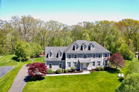 61 Governors Way Madison CT 06443