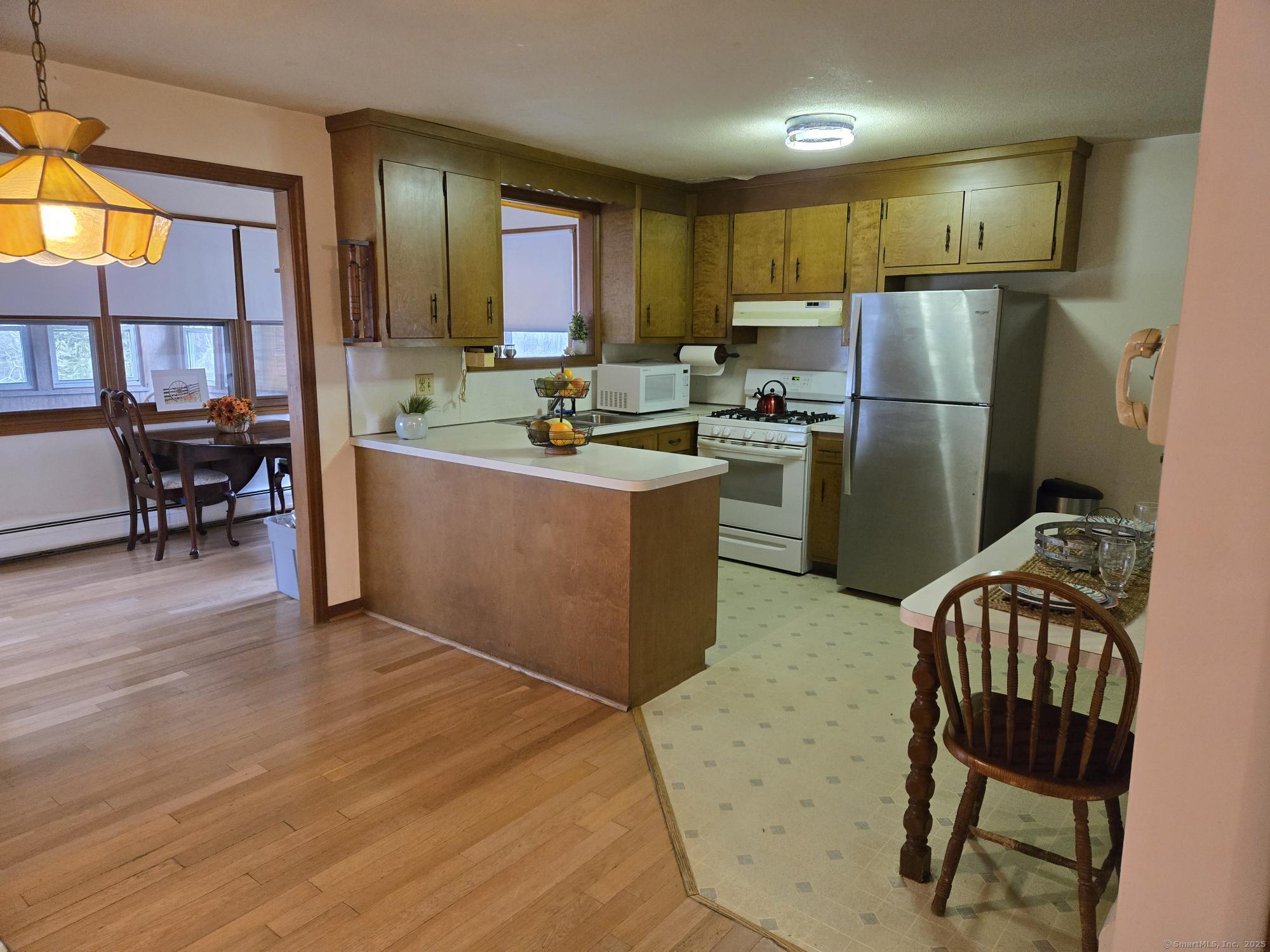 179 Spring Street, Windsor Locks, Connecticut image 4