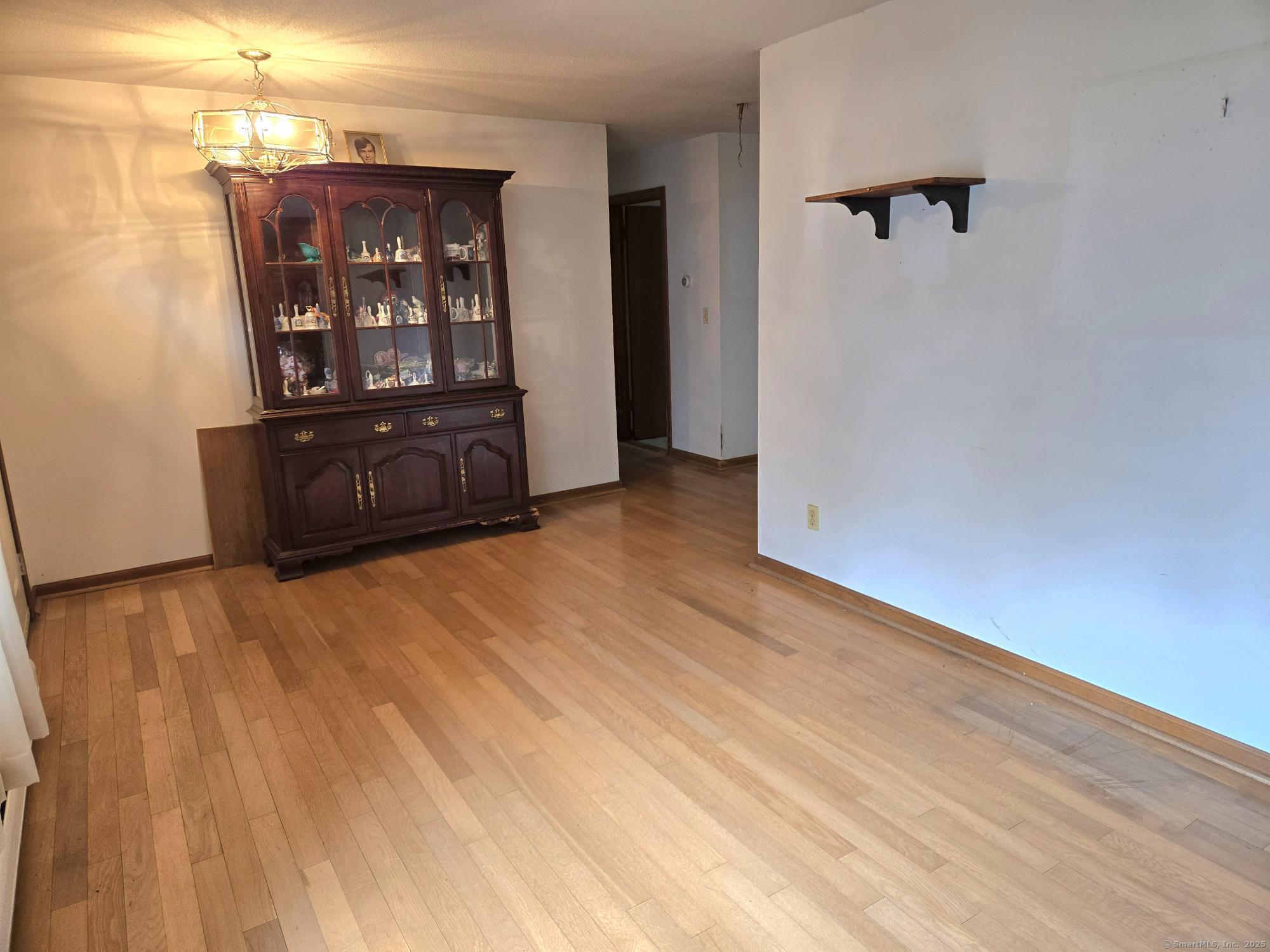 179 Spring Street, Windsor Locks, Connecticut image 11