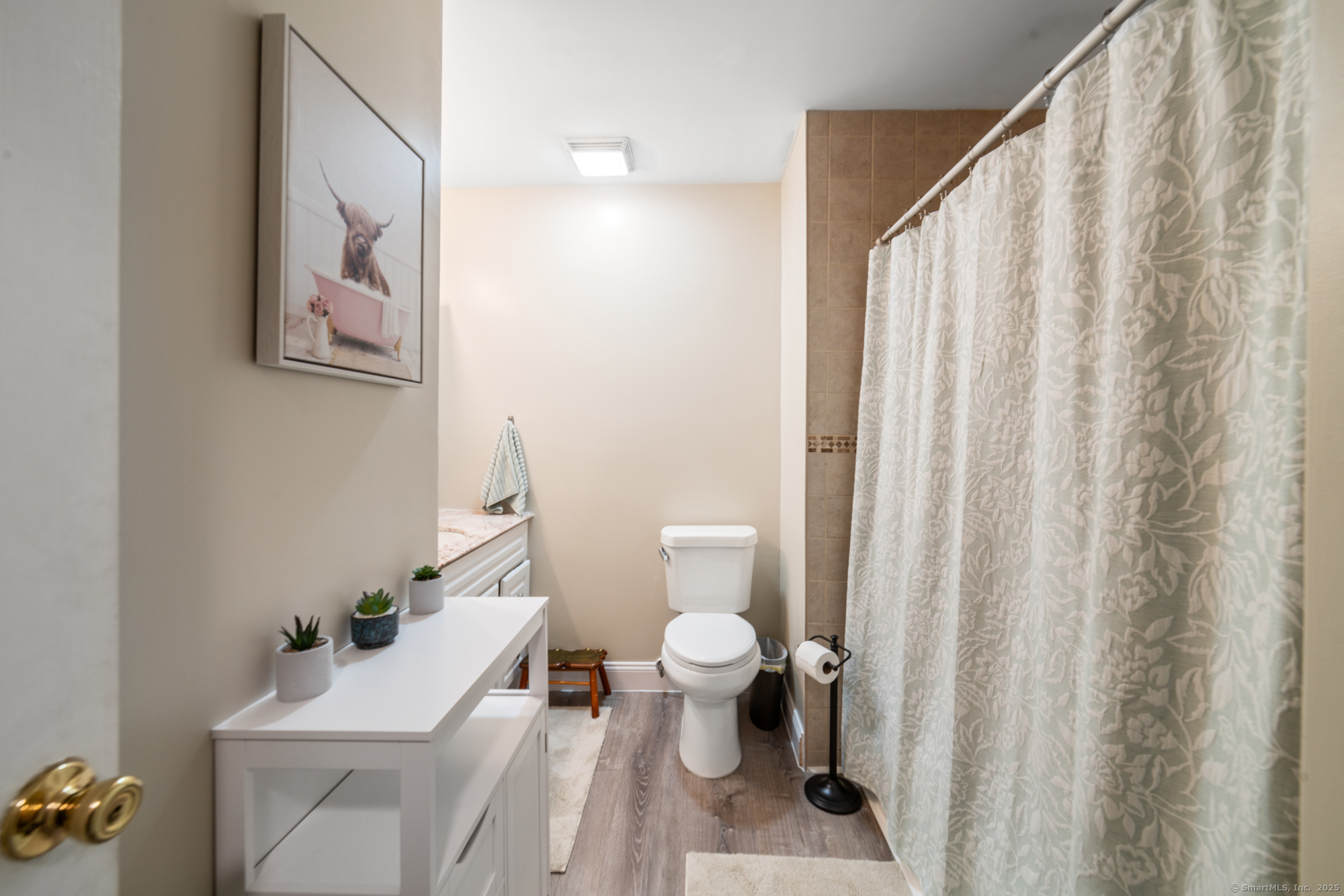 653 Skokorat Road, Beacon Falls, Connecticut image 20