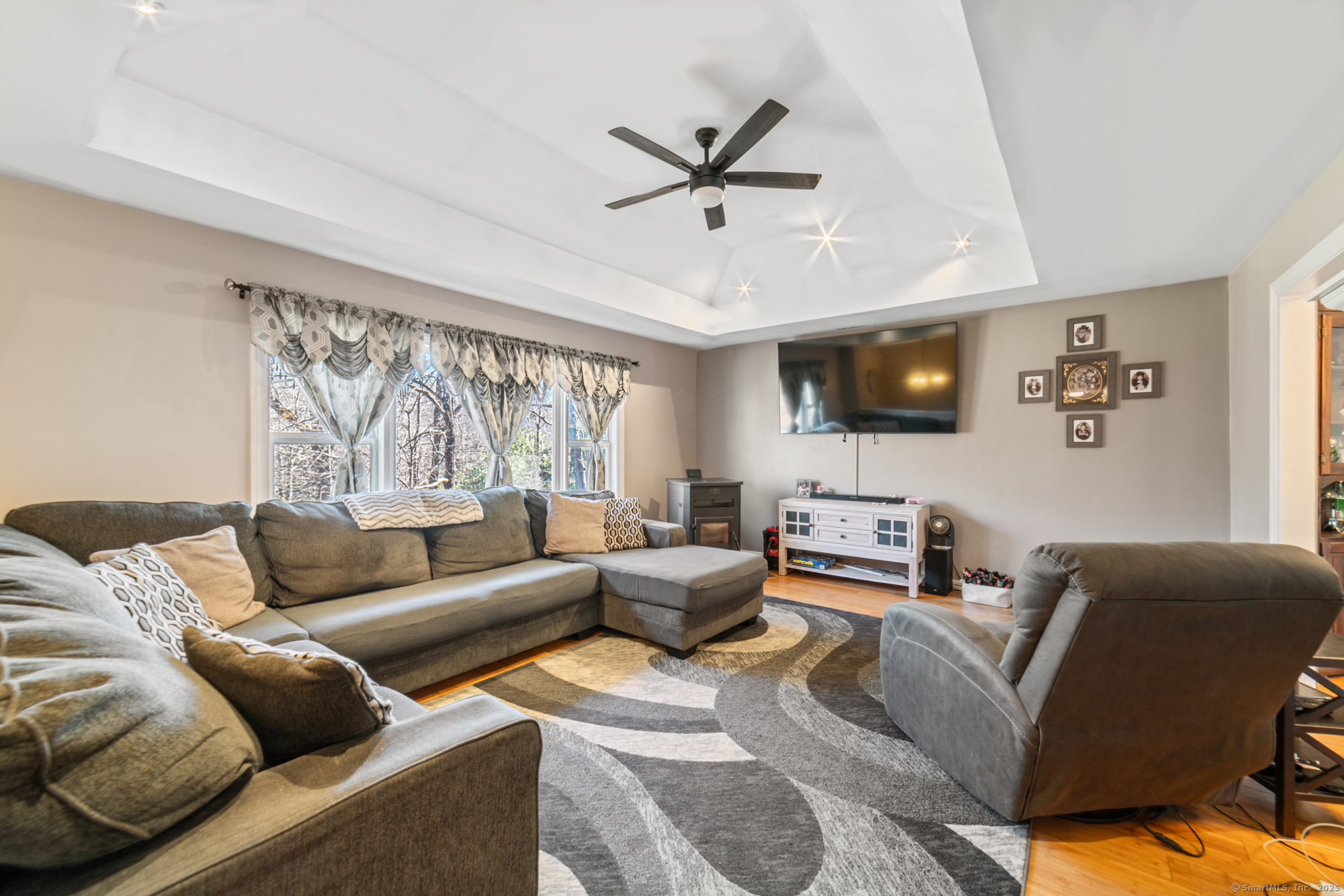 653 Skokorat Road, Beacon Falls, Connecticut image 4