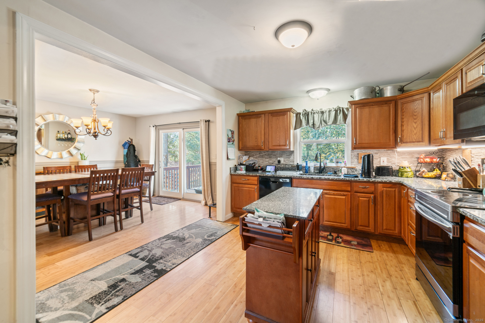 653 Skokorat Road, Beacon Falls, Connecticut image 11