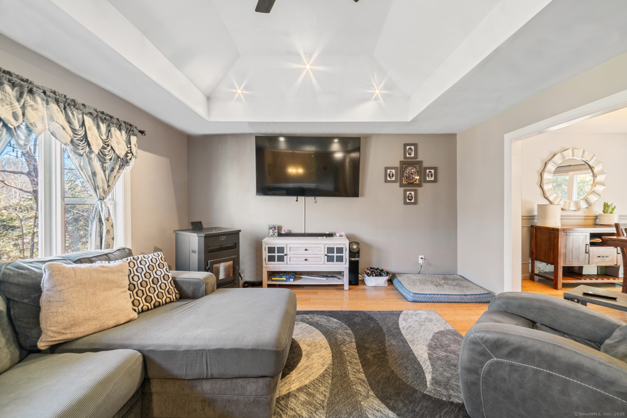 653 Skokorat Road, Beacon Falls, Connecticut image 5