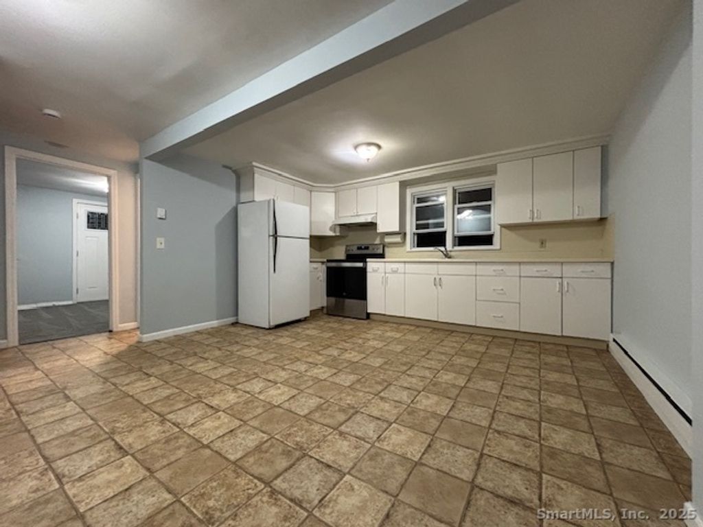 Photo of 39 Seaview Avenue #3, Norwalk, CT 06855 (MLS # 24142682)