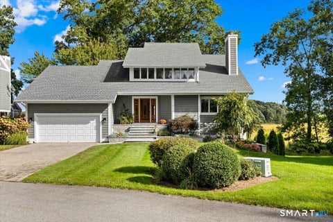 Photo of 13 Linden Shores #13, Branford, CT 06405 (MLS # 24210905)