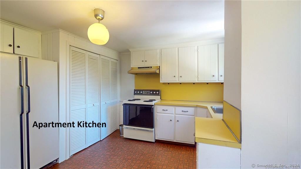 Berlin, Connecticut 06037, United States, 5 Bedrooms Bedrooms, ,4 BathroomsBathrooms,Residential,Active,140676