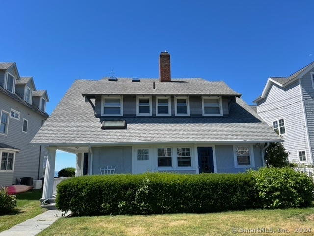 21 Island View Avenue, Branford, Connecticut - 4 Bedrooms  
5 Bathrooms  
7 Rooms - 