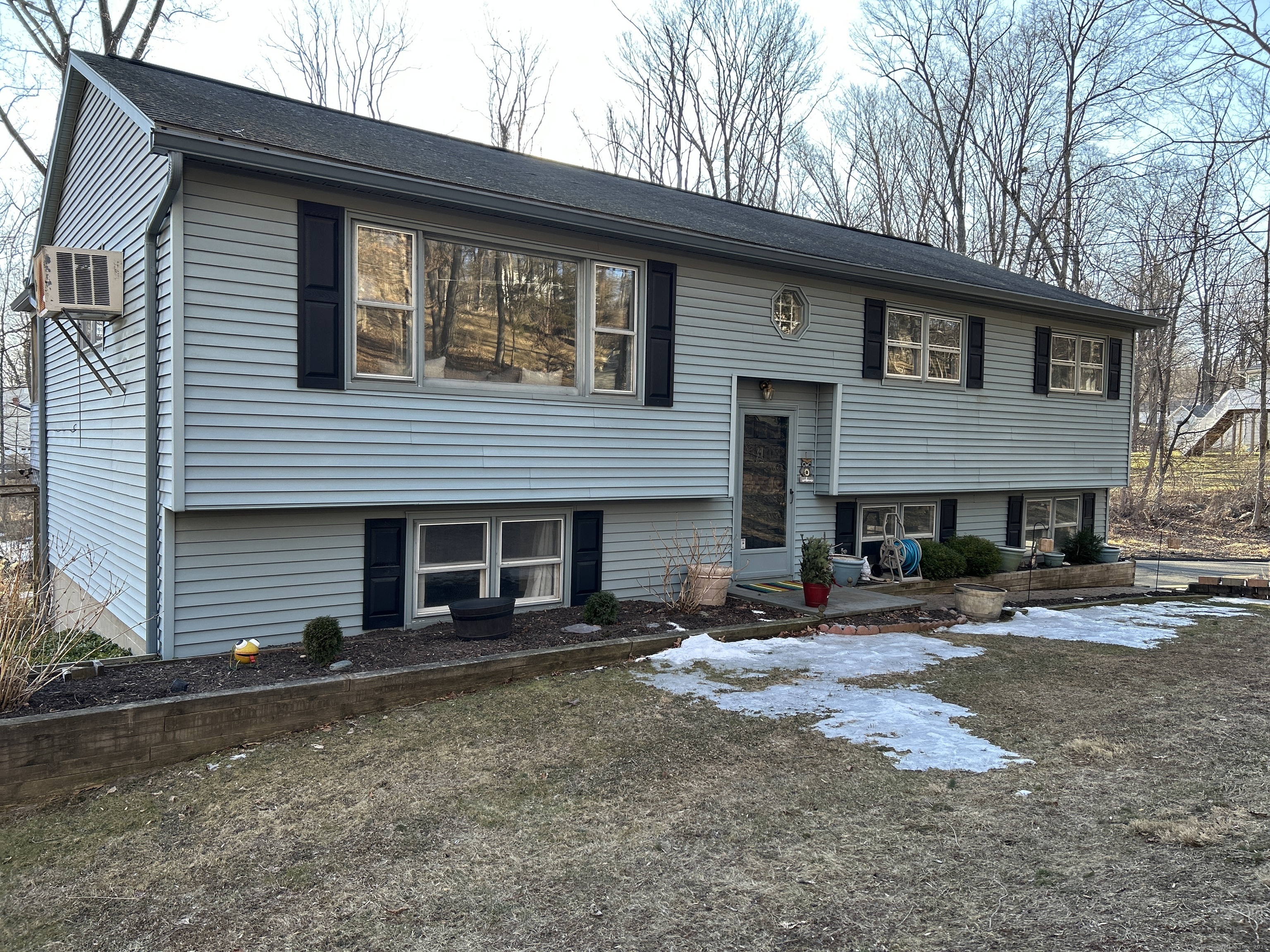 7 Varian Drive, Danbury, Connecticut image 3