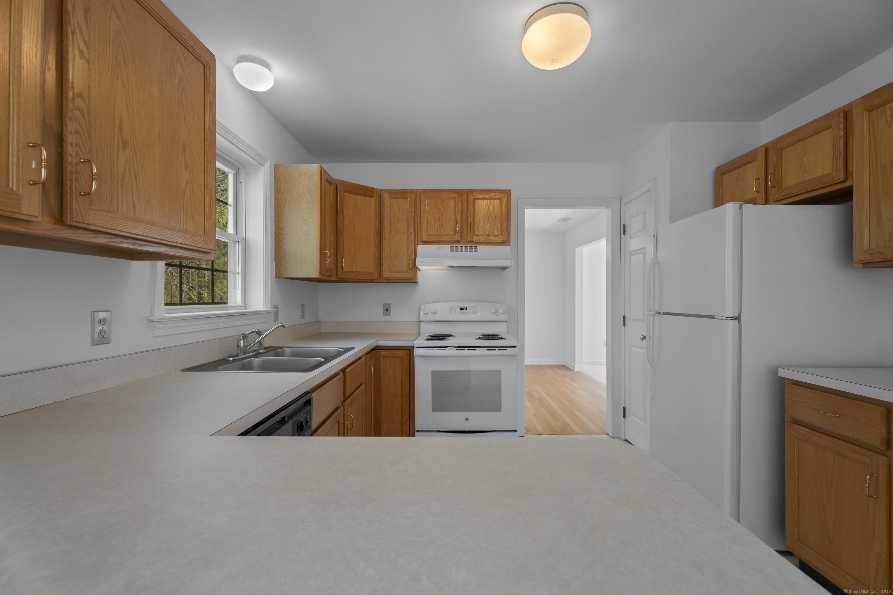 4 Davis Farm Road, Clinton, Connecticut image 15