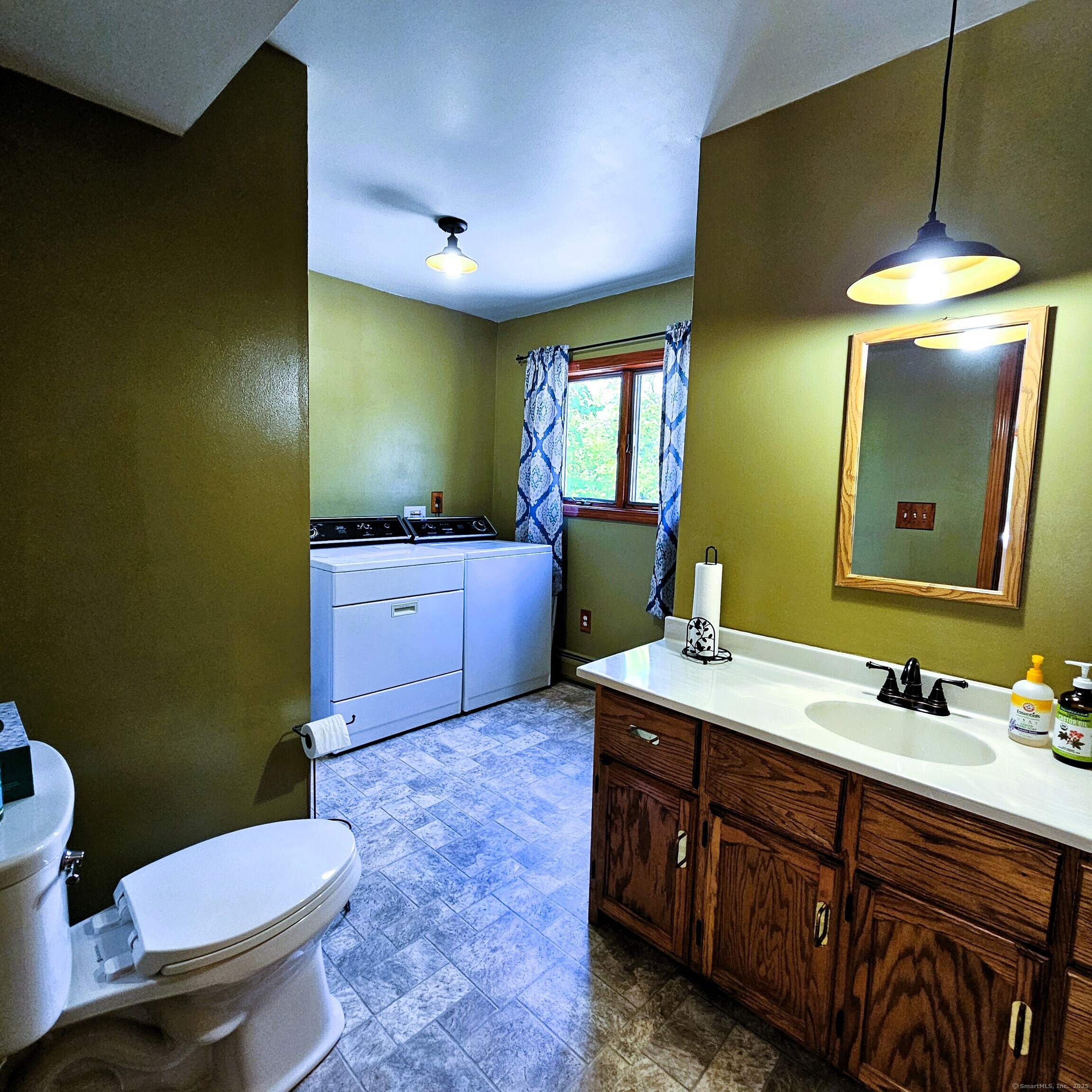 37 Judy Lane, Wolcott, Connecticut image 15