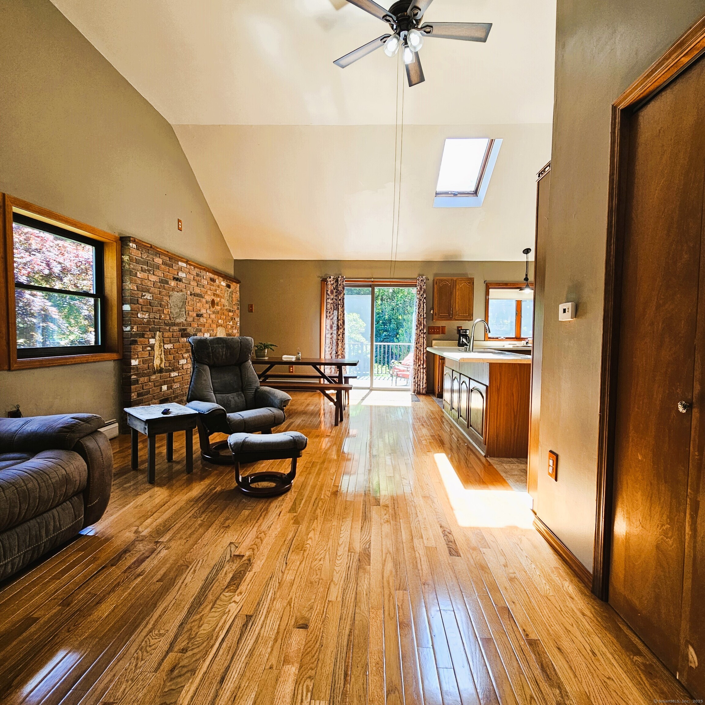 37 Judy Lane, Wolcott, Connecticut image 13