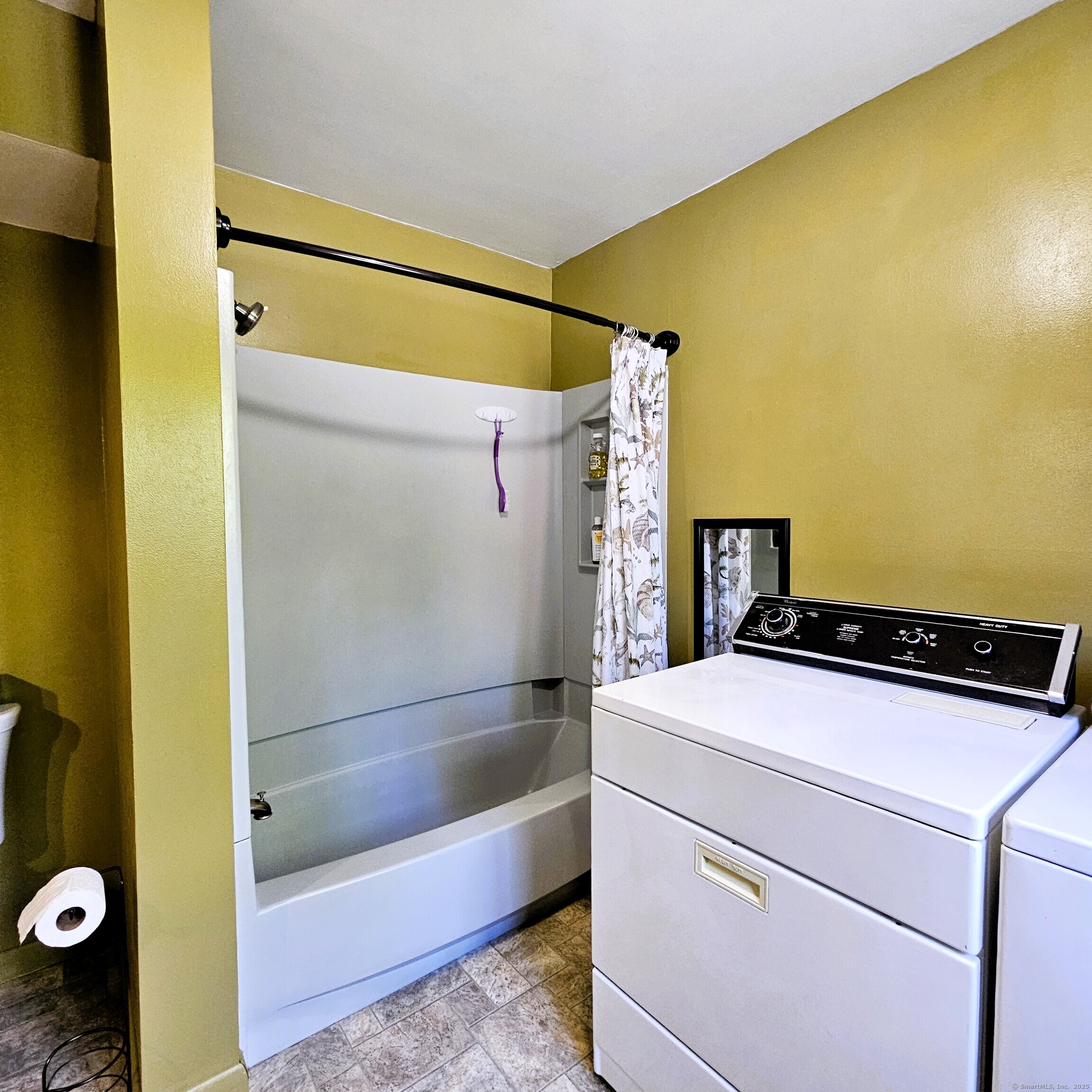 37 Judy Lane, Wolcott, Connecticut image 16