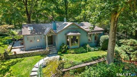 Photo of 131 Georgetown Road, Weston, CT 06883 (MLS # 24191063)
