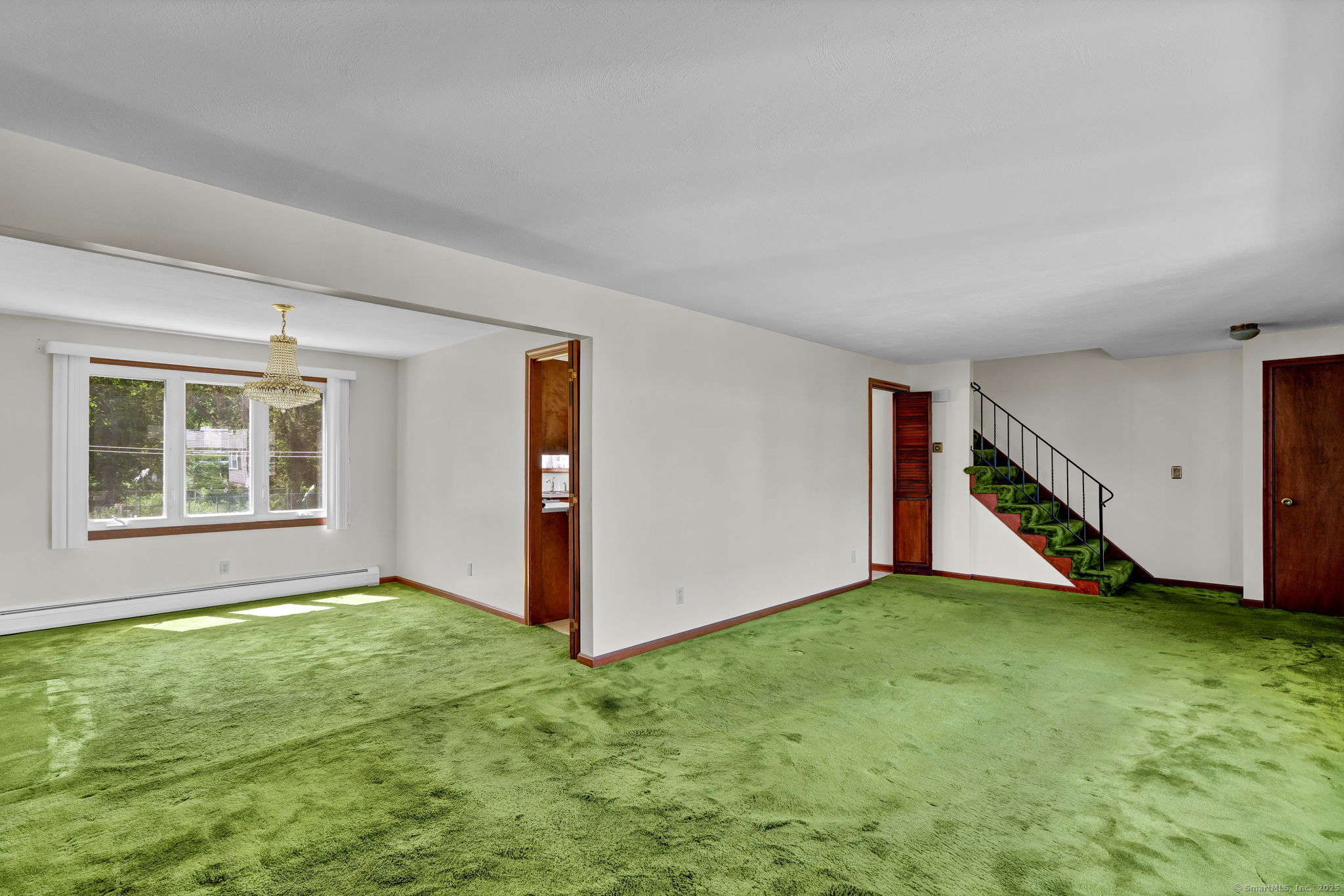 New Britain, Connecticut 06053, United States, 3 Bedrooms Bedrooms, ,2 BathroomsBathrooms,Residential,Pending,159707