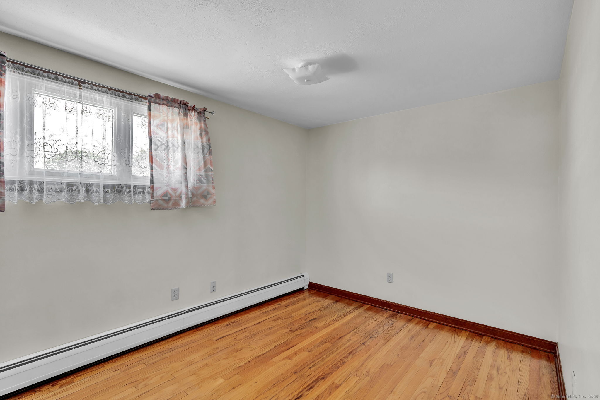 New Britain, Connecticut 06053, United States, 3 Bedrooms Bedrooms, ,2 BathroomsBathrooms,Residential,Pending,159707