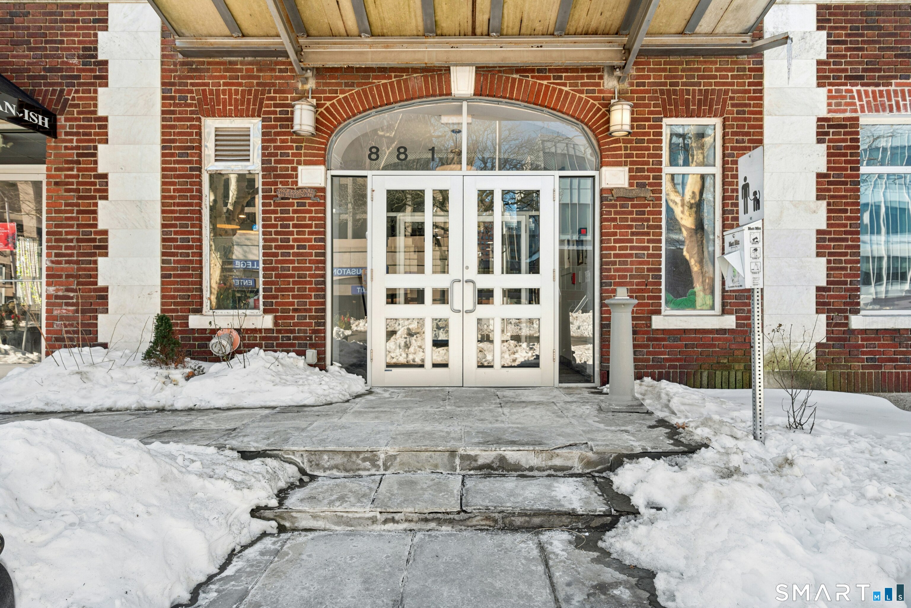 881 Lafayette Boulevard 4N