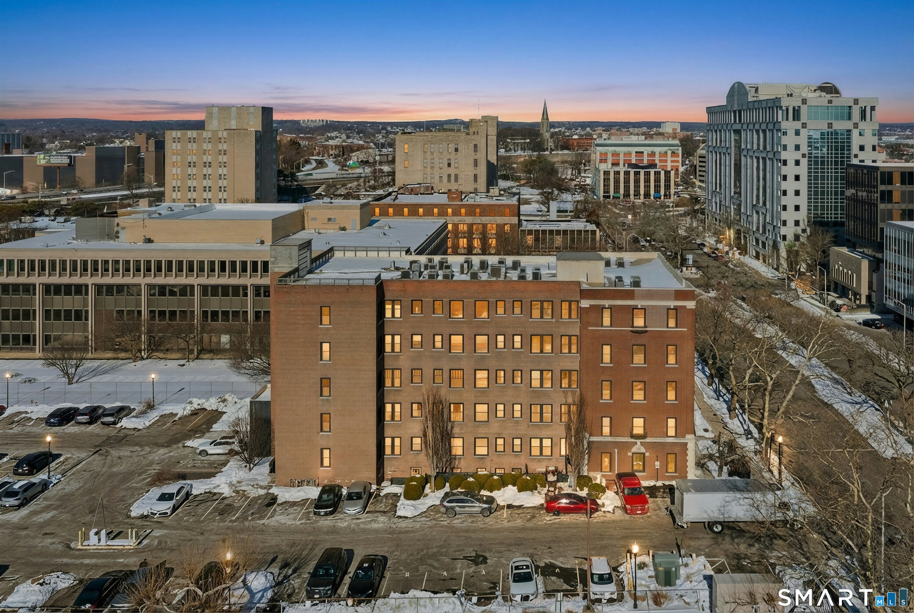 881 Lafayette Boulevard 4N