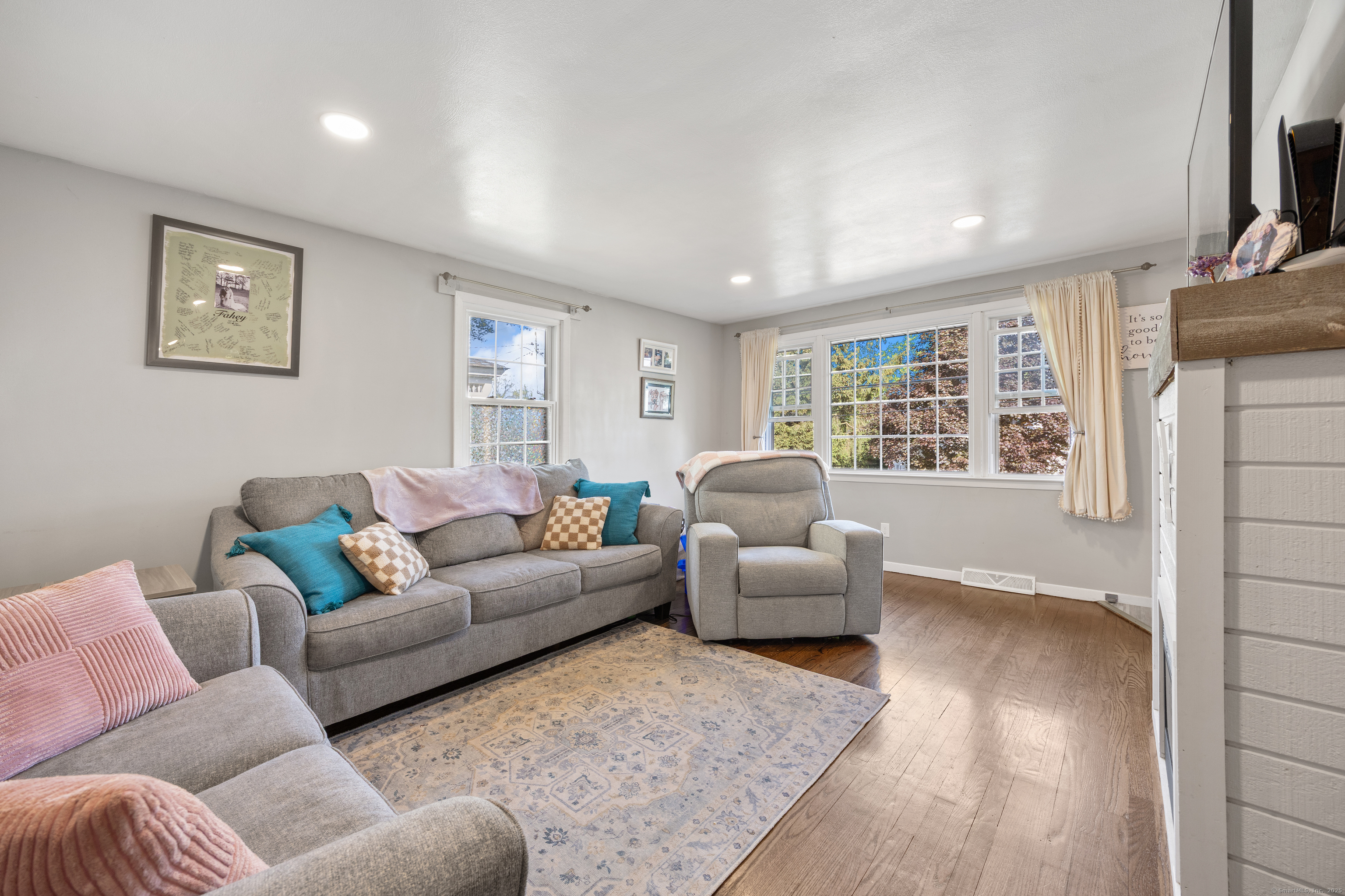 18 Simpson Avenue, Wallingford, Connecticut image 5