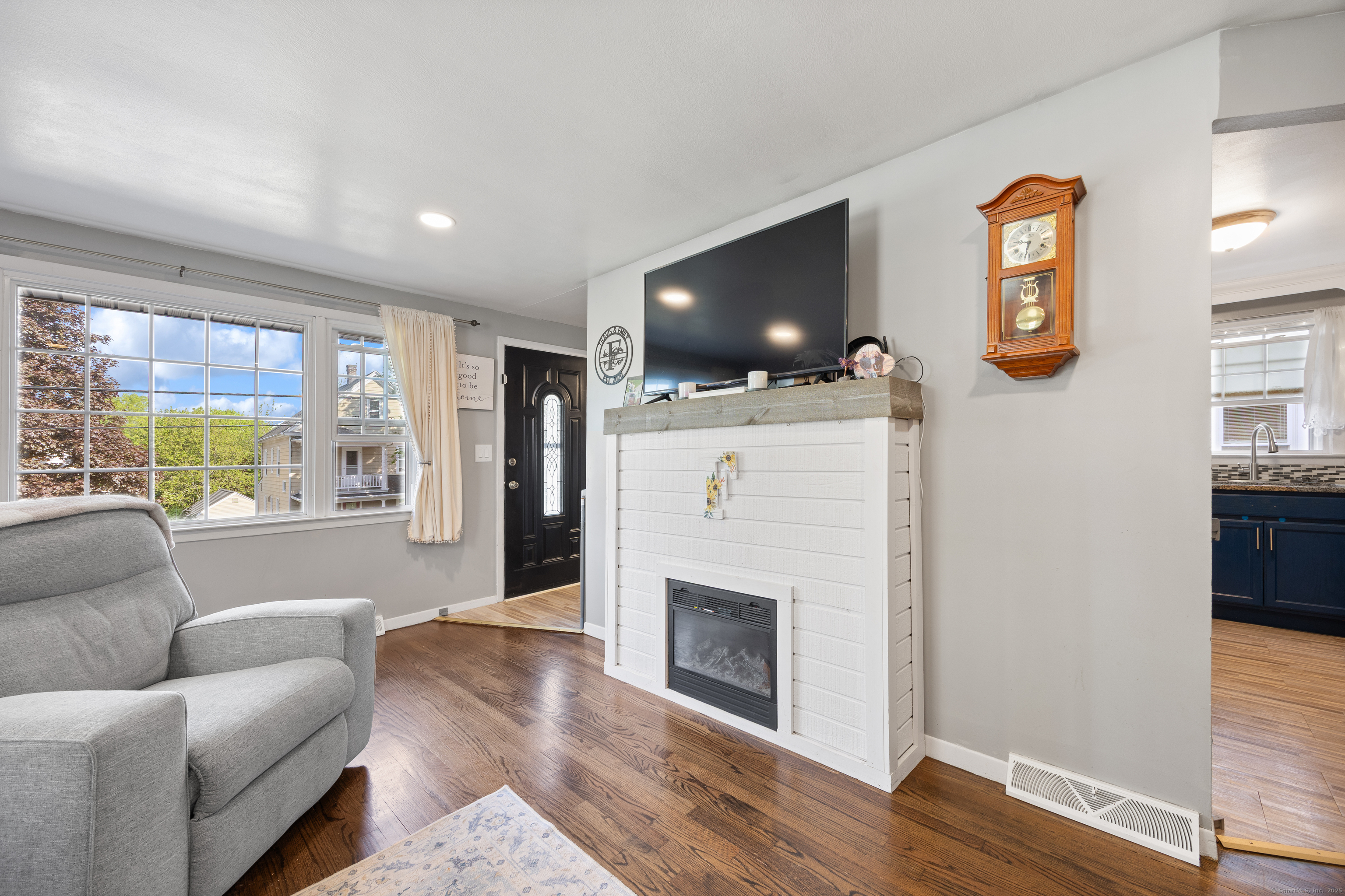 18 Simpson Avenue, Wallingford, Connecticut image 7