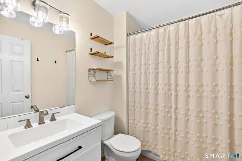 Tiny photo for 11 River Mead #11, Avon, CT 06001 (MLS # 24193847)