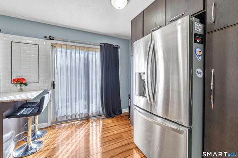 Tiny photo for 309 Terrace Avenue #APT 44, West Haven, CT 06516 (MLS # 24153397)