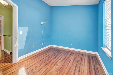 Tiny photo for 309 Terrace Avenue #APT 44, West Haven, CT 06516 (MLS # 24153397)