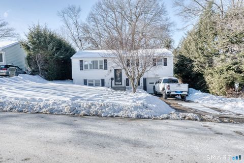 Photo of 96 McDermott Avenue, Windham, CT 06226 (MLS # 24157893)