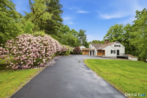 Homes For Rent - 1 Tulip Tree Lane<br/> Norwalk, CT 06851
