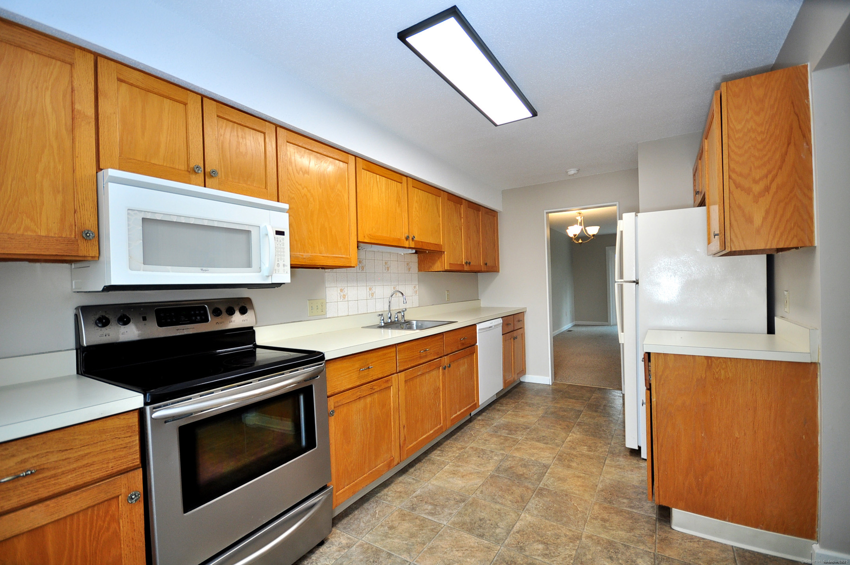 220 Adams Hill Way #220, East Windsor, Connecticut image 9