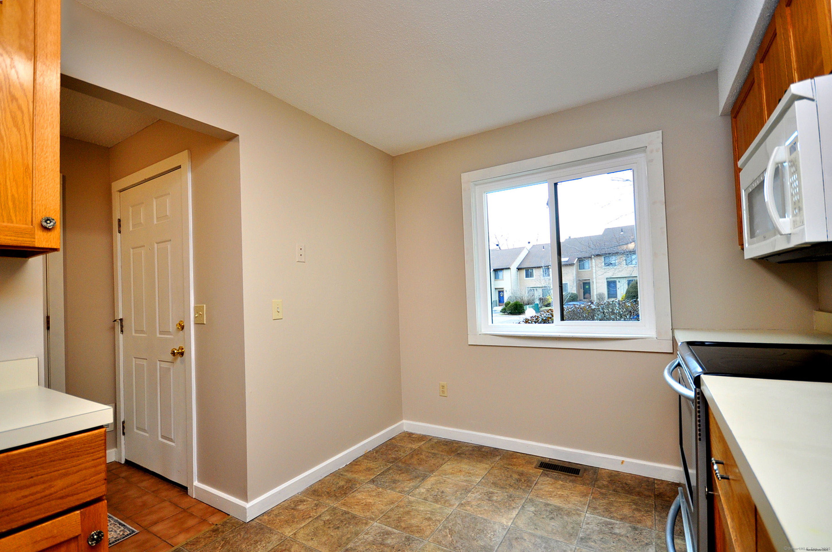 220 Adams Hill Way #220, East Windsor, Connecticut image 11