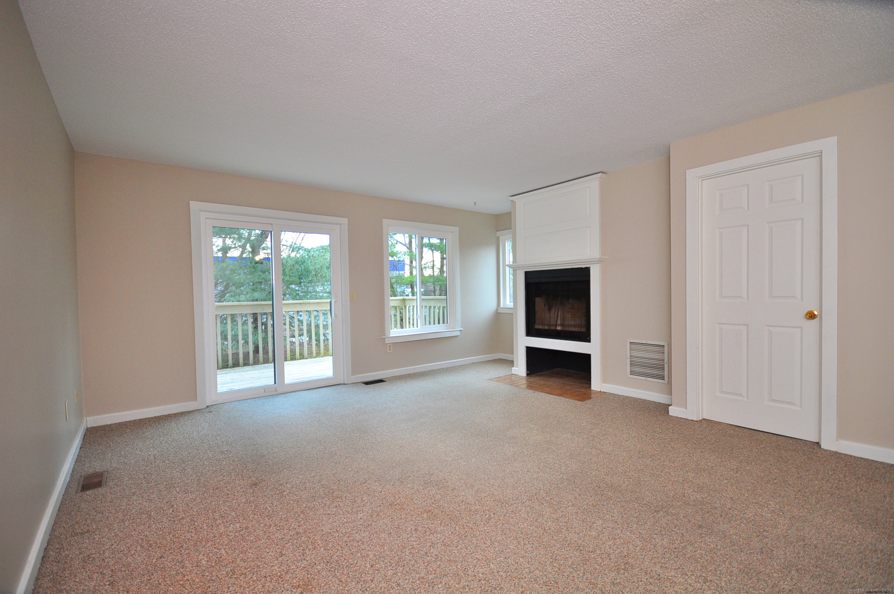 220 Adams Hill Way #220, East Windsor, Connecticut image 4