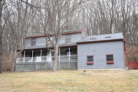 A home in New Milford