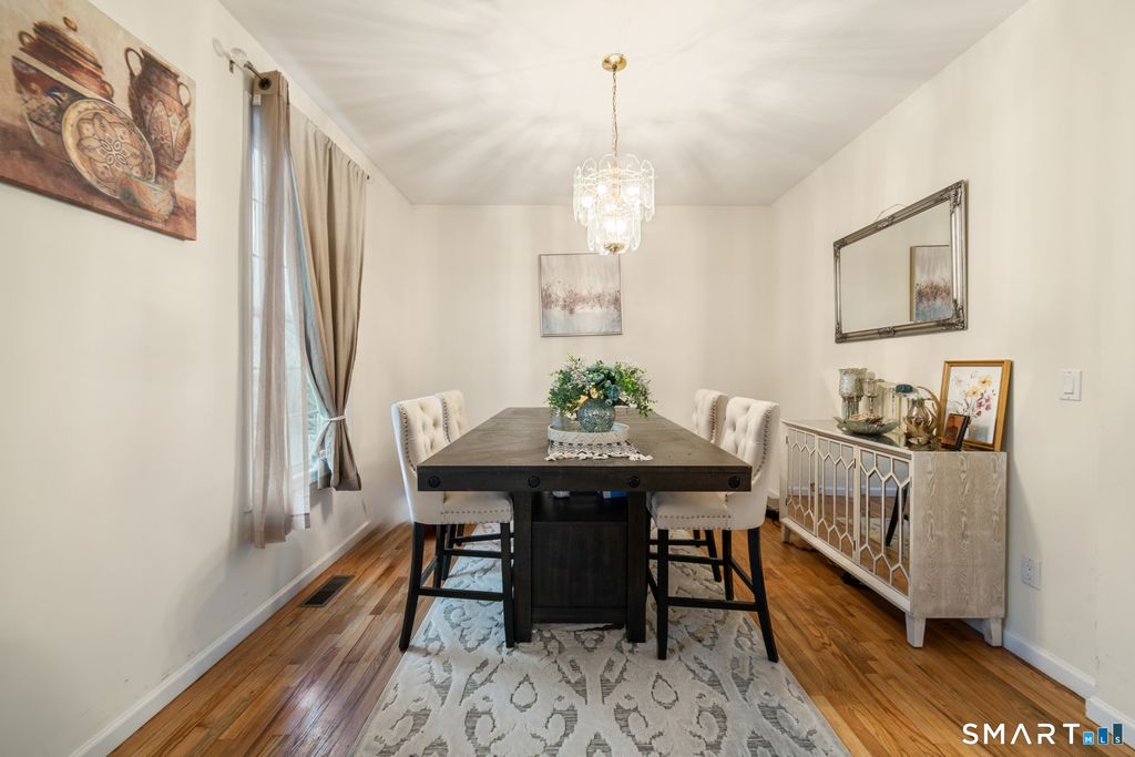 Photo of 9 Gettysburg Road #9, Southbury, CT 06488 (MLS # 24149185)