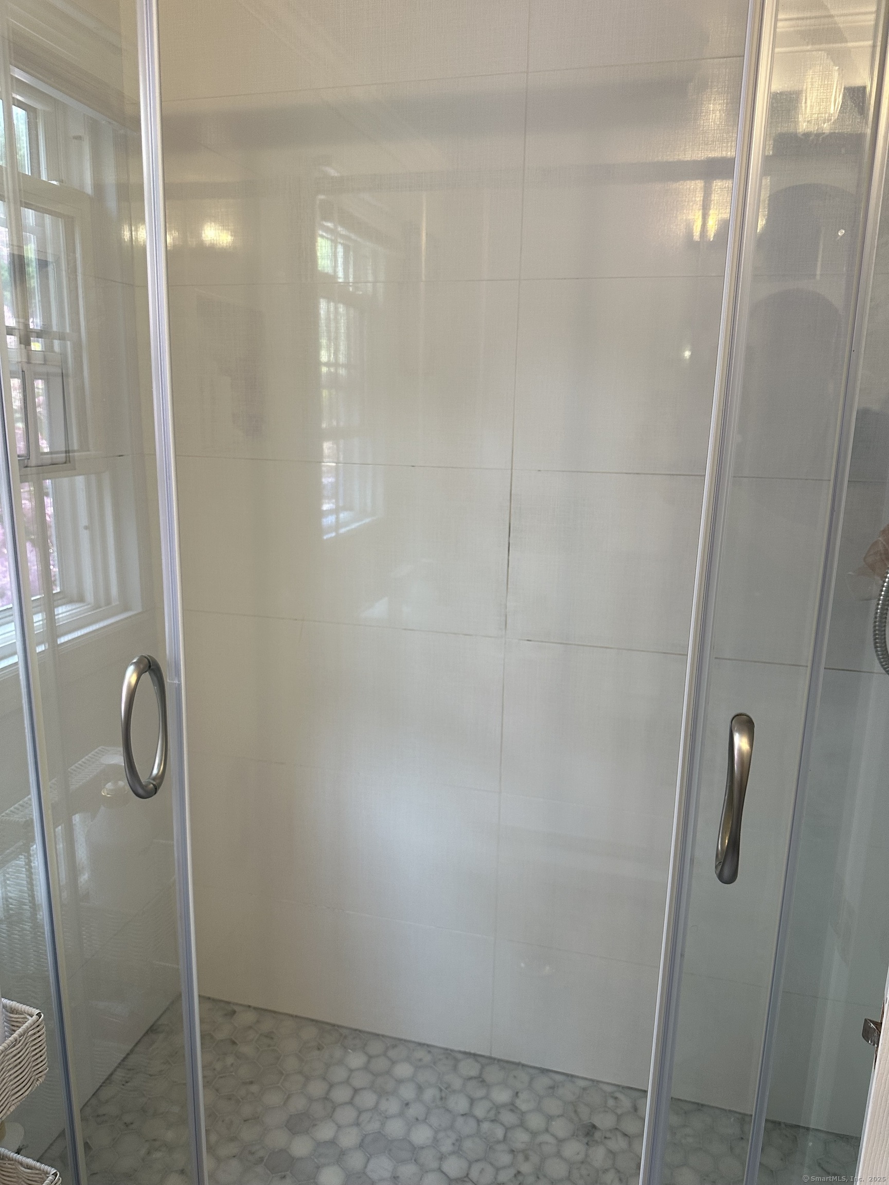 Trumbull, Connecticut 06611, United States, 5 Bedrooms Bedrooms, ,2 BathroomsBathrooms,Residential,Active,167036