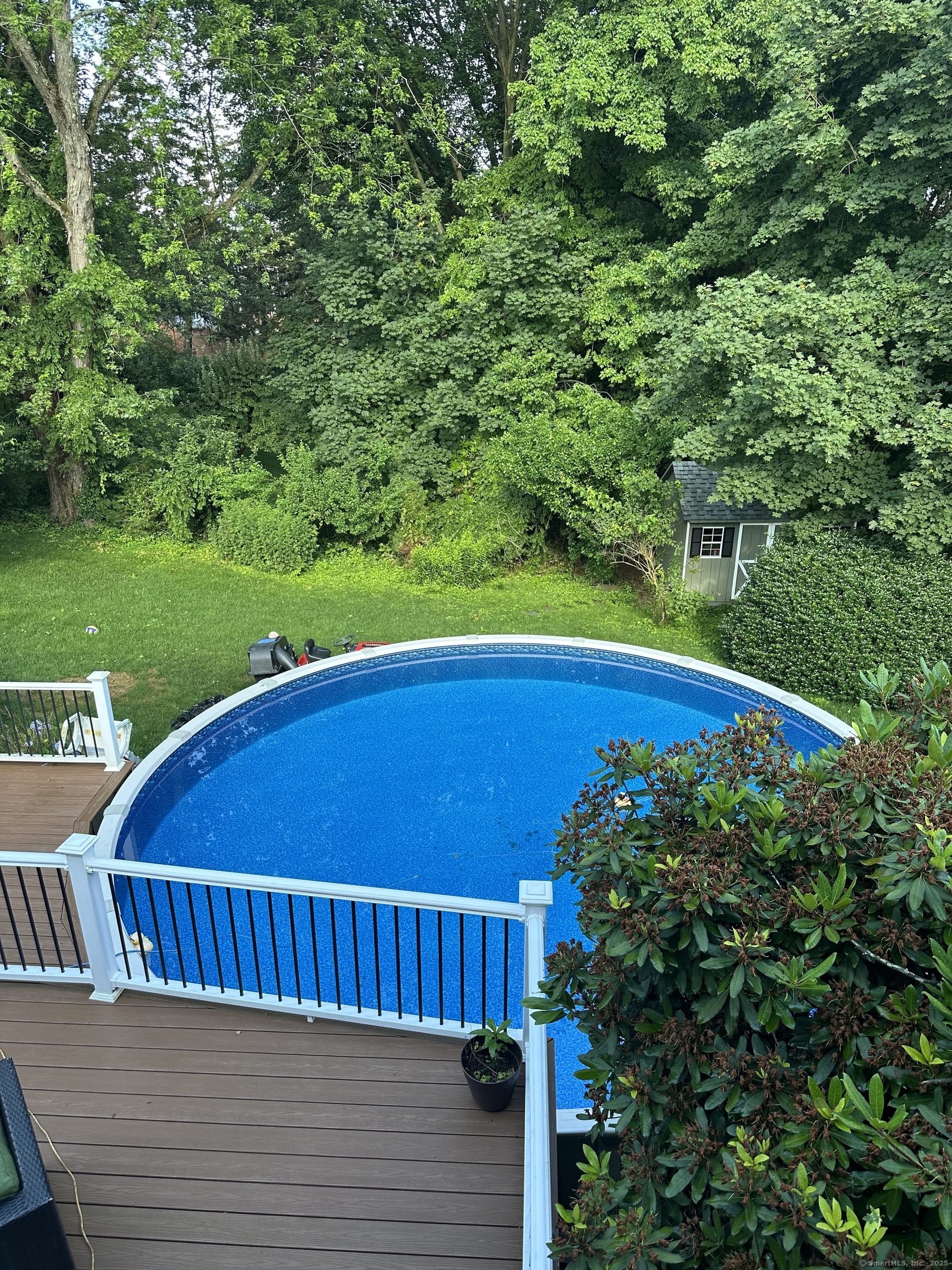 Trumbull, Connecticut 06611, United States, 5 Bedrooms Bedrooms, ,2 BathroomsBathrooms,Residential,Active,167036