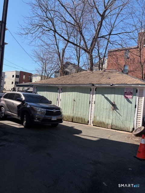 541-543 Maple Avenue