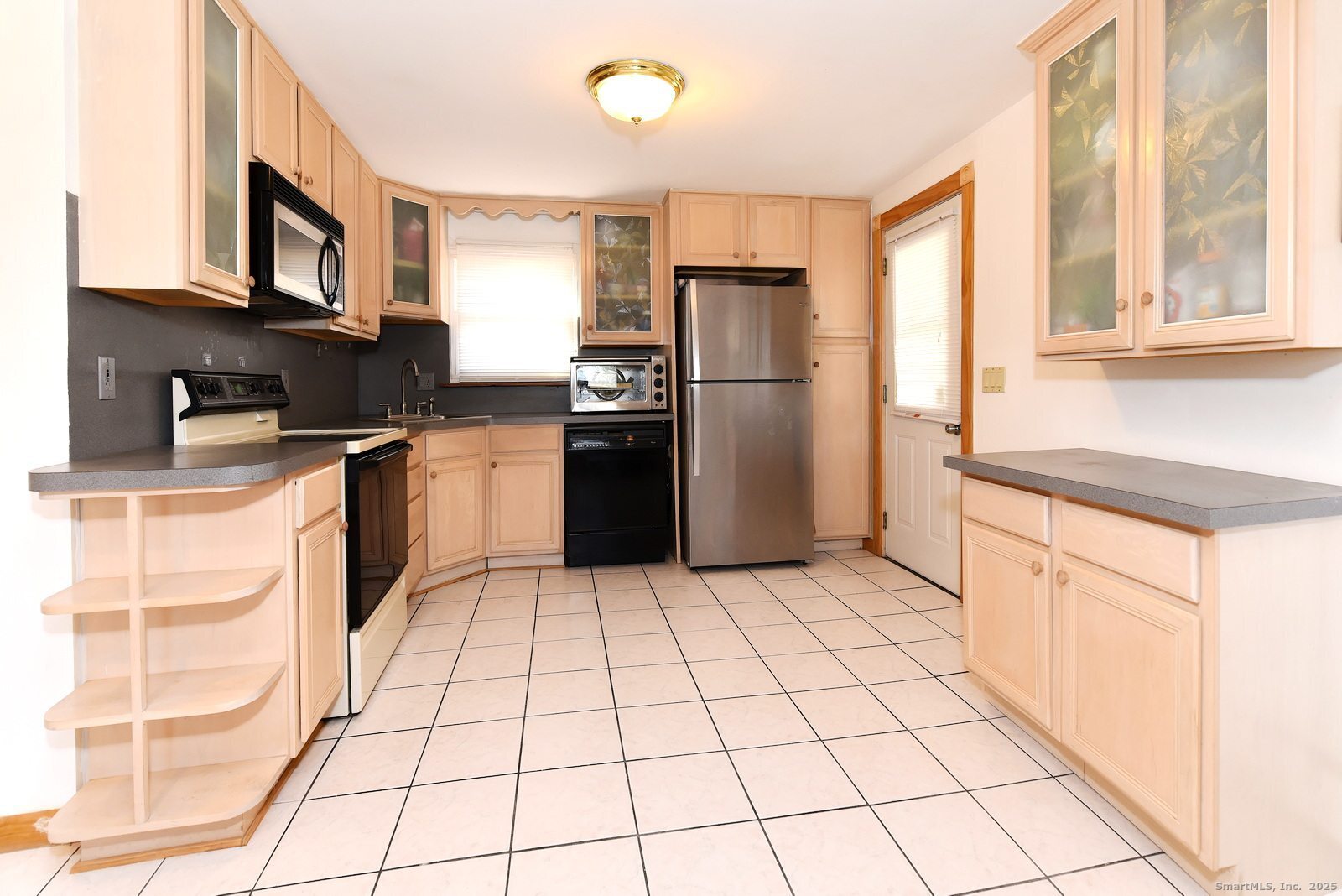 31 Broadview Parkway