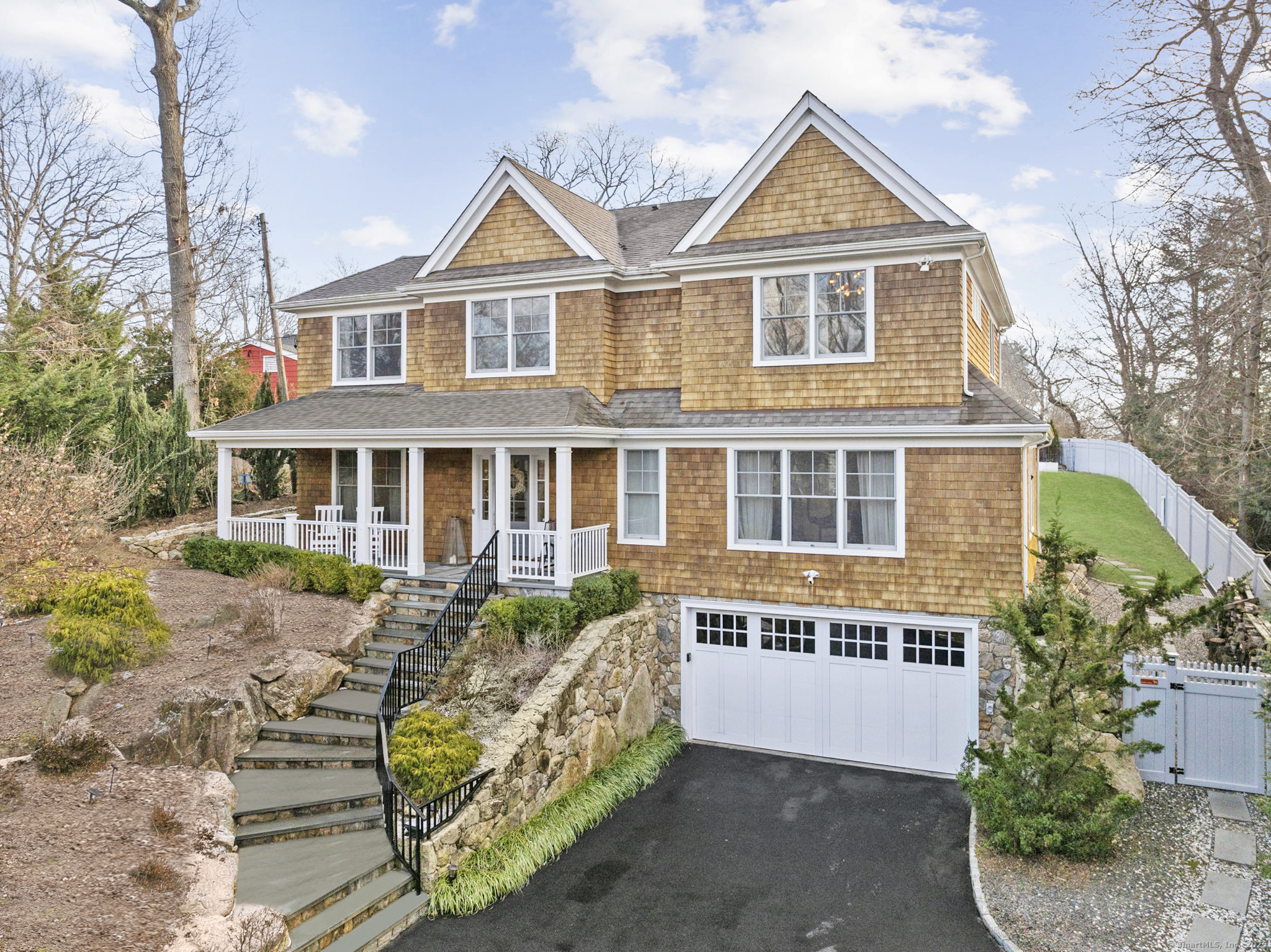 Property for Sale at Witch Lane, Norwalk, Connecticut - Bedrooms: 4 
Bathrooms: 3.5 
Rooms: 11  - $2,995,000