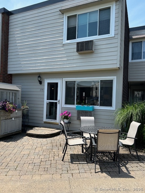 175 West Walk 175