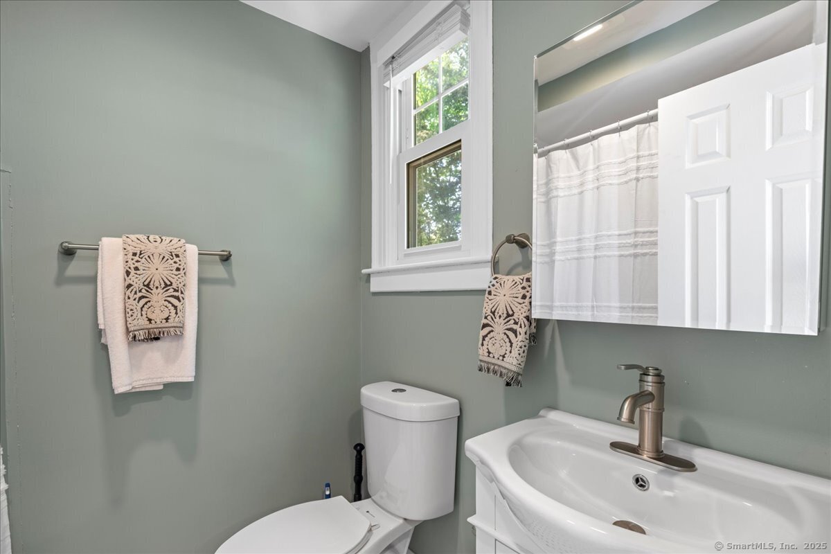 203 Ridgewood Avenue, Hamden, Connecticut image 30
