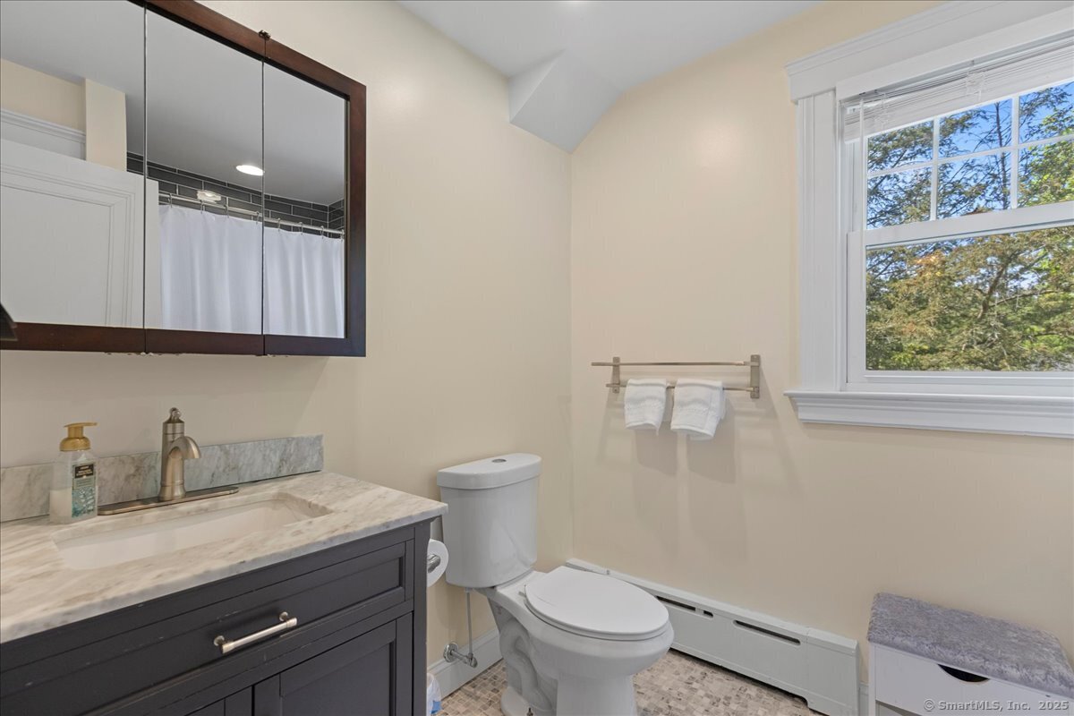 203 Ridgewood Avenue, Hamden, Connecticut image 24