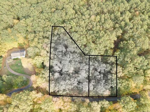 Photo of 1 Turkey Hill Terrace, Newtown, CT 06470 (MLS # 24133839)