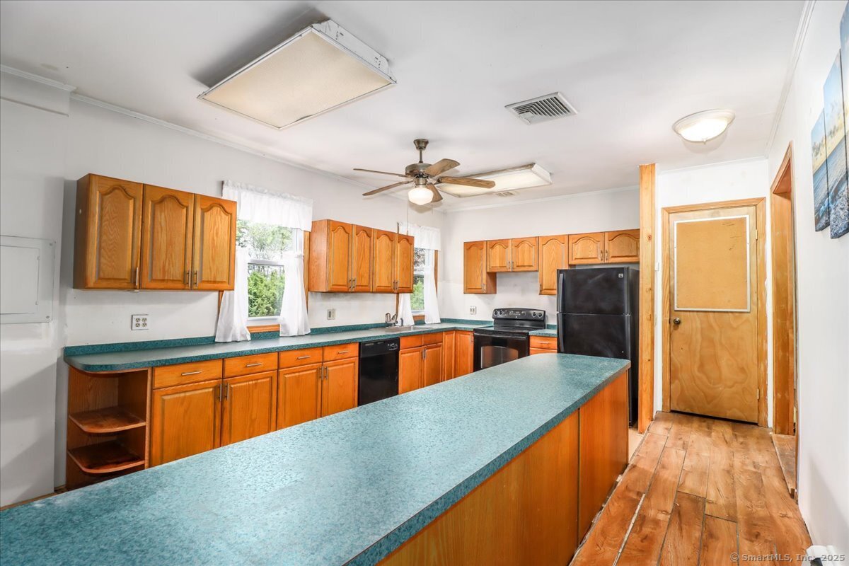 18 Sky Edge Drive, Bethel, Connecticut image 34