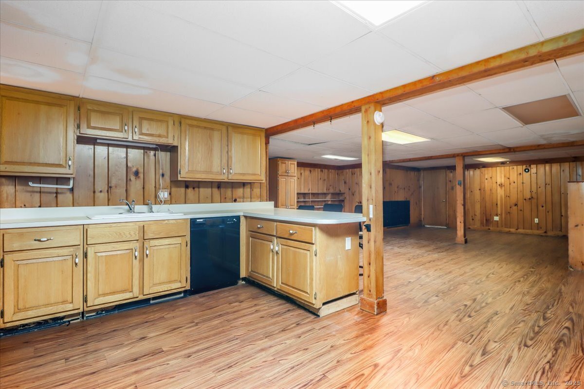 18 Sky Edge Drive, Bethel, Connecticut image 28